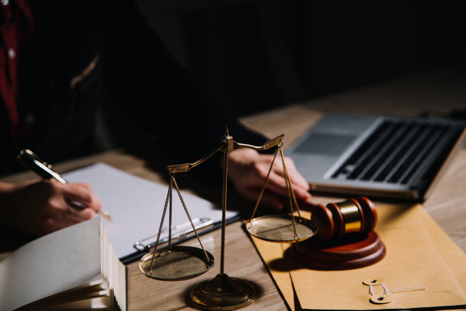 Justice,And,Law,Concept.male,Judge,In,A,Courtroom,With,The